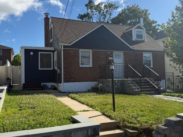 174 Leonard Place, North Arlington, NJ 07031