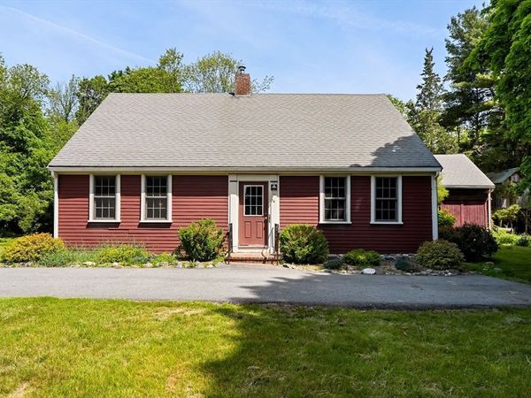 65 Summer St, Middleboro, MA 02346
