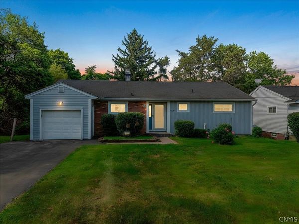 413 Mountainview Avenue , Syracuse, NY 13224