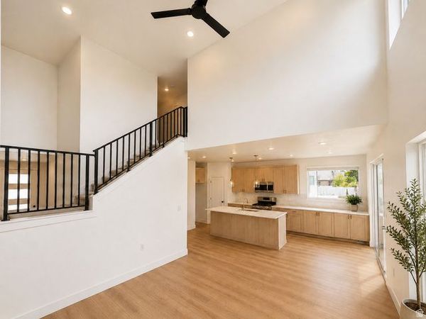 6710 S VAUGHN LN E, Unit 24, Midvale, UT 84047