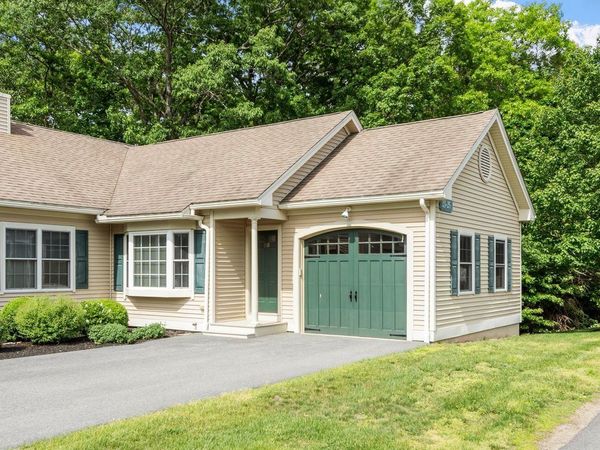 25 Flagstone Way, Unit 25, Windham, NH 03087