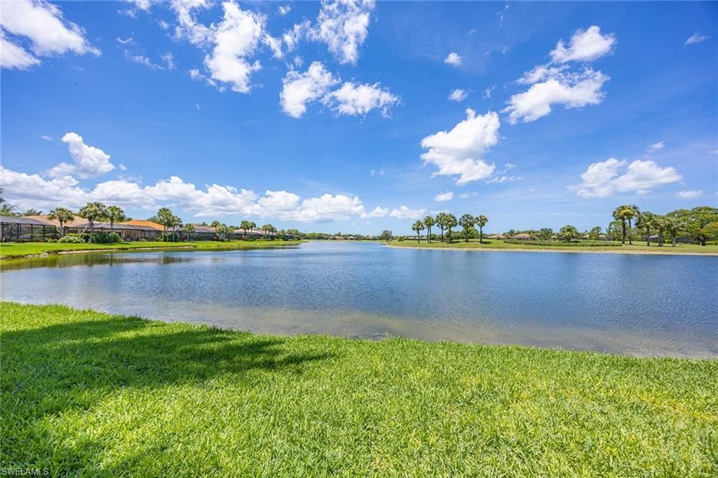 8793 Mustang Island Cir, Naples, FL 34113 Photo
