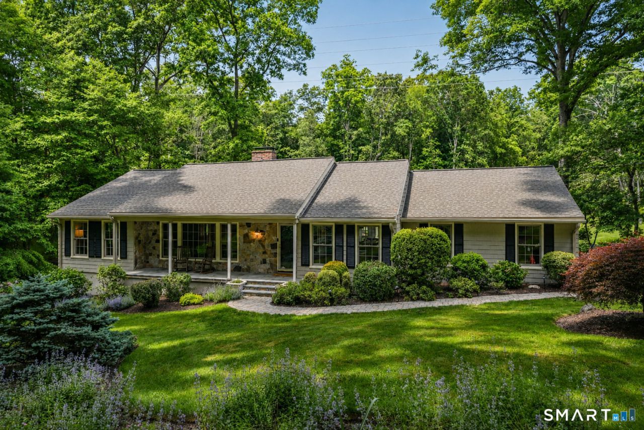 14 Saw Mill, Weston, CT 06883 Main Photo