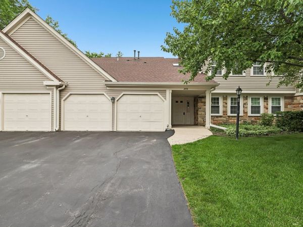 2838 Meadow Lane , Unit D, Schaumburg, IL 60193