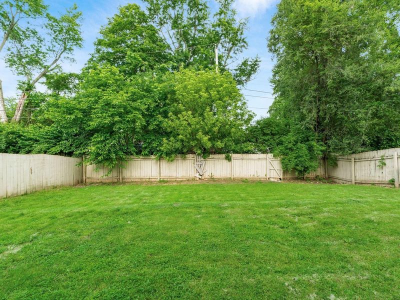 1564 Hansen Avenue, Columbus, OH 43224 Photo 37