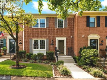 6571 SNOWBELL LANE, FALLS CHURCH, VA 22042