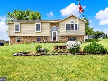 1228 CANDICE LANE, CHAMBERSBURG, PA 17201