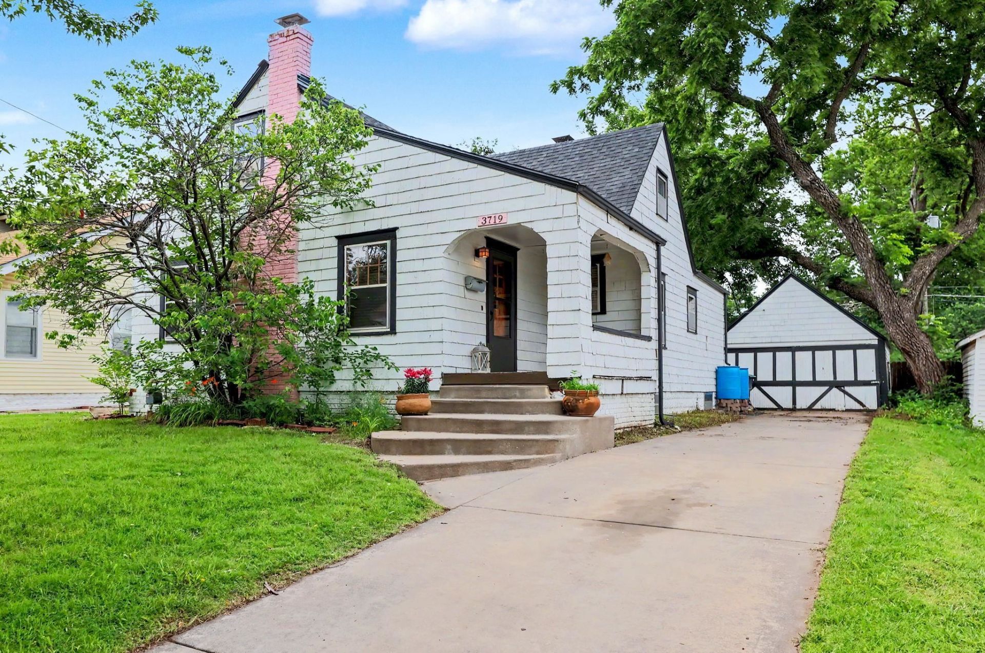 3719 E Edgemont Pl, Wichita, KS 67208 Main Photo