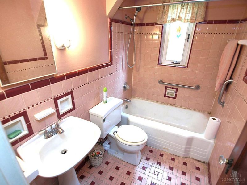 1646 Quebec Road, Cincinnati, OH 45205 Photo 14