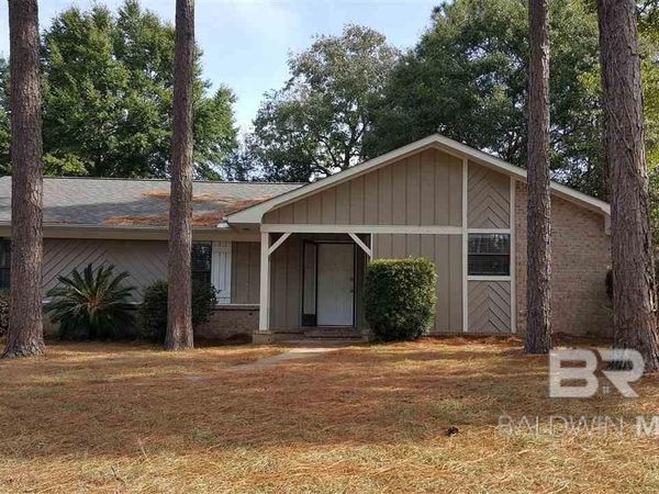 107 Brentwood Drive, Daphne, AL 36526