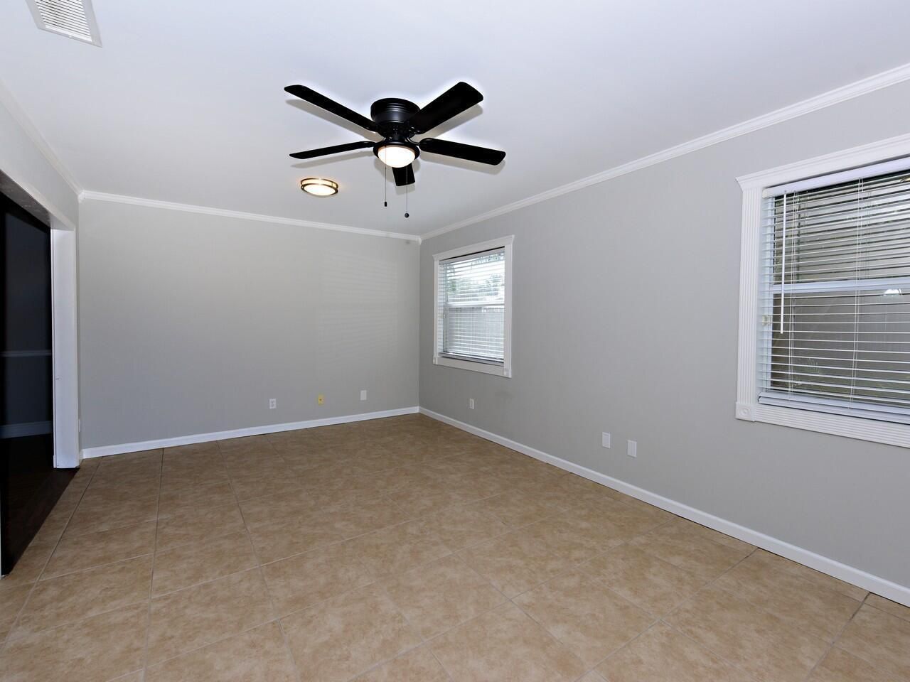 598 NE Maranta Terrado, Jensen Beach, FL 34957 Photo