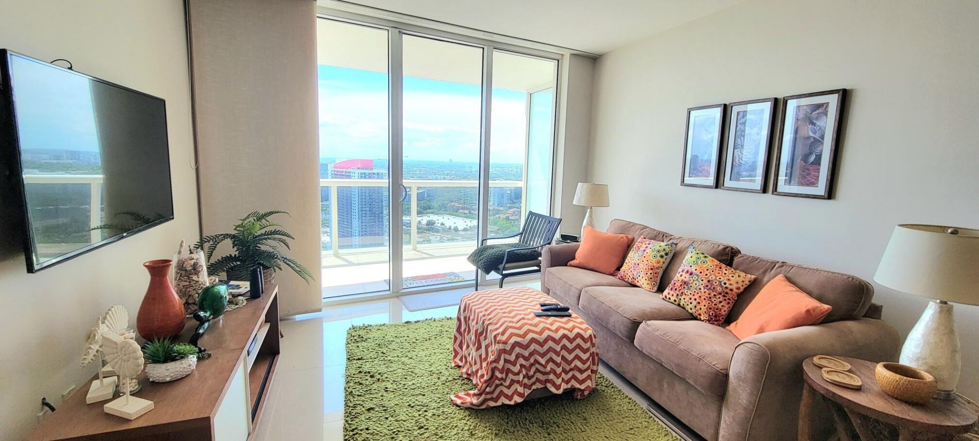 1850 S Ocean Drive, Unit 3806, Hallandale Beach, FL 33009 Photo