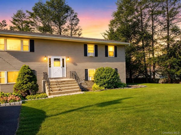 1 Humming Bird Lane, Unit A, Stony Point, NY 10980