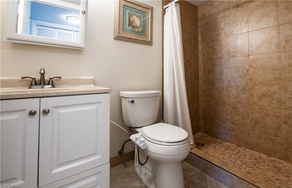5 High Point Cir W, Unit 206, Naples, FL 34103 Photo