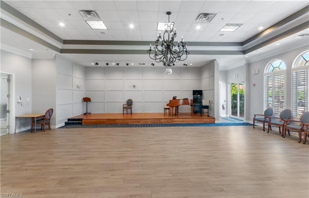 5 High Point Cir W, Unit 206, Naples, FL 34103 Photo