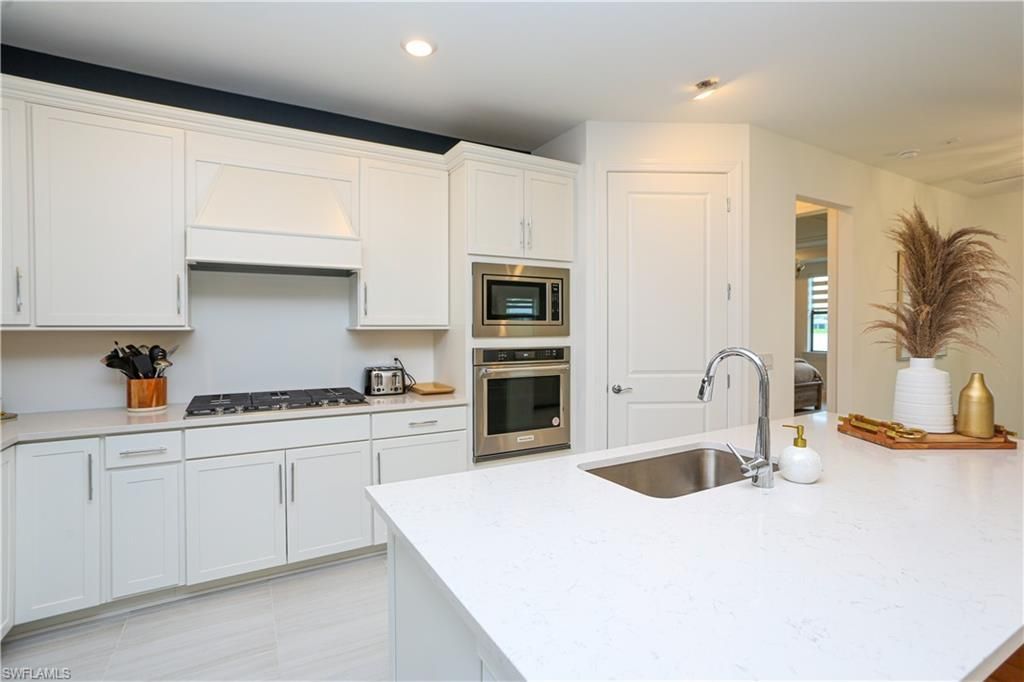 1937 Yellowfin Cir, Naples, FL 34114 Photo