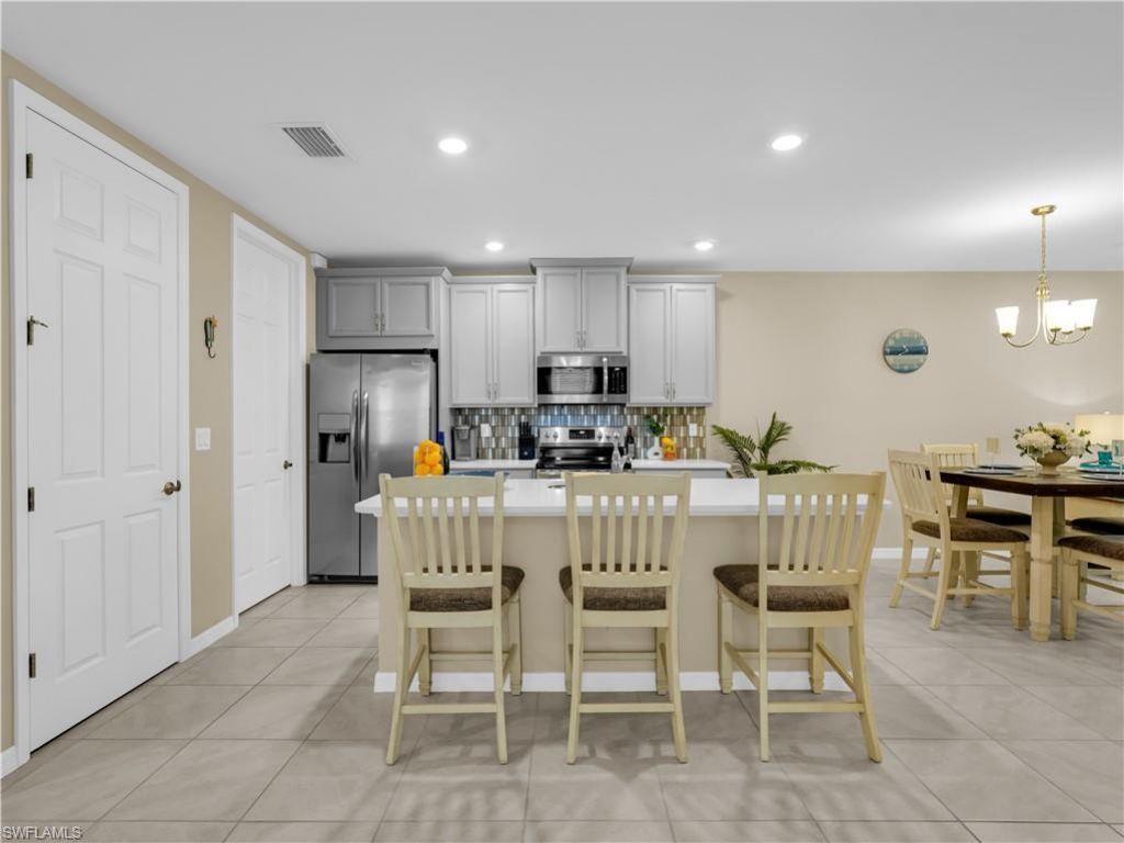 14695 Edgewater Cir , Naples, FL 34114 Photo