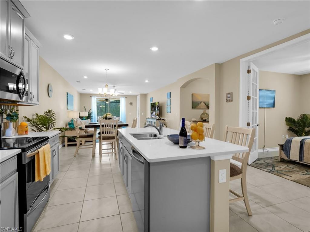 14695 Edgewater Cir , Naples, FL 34114 Photo