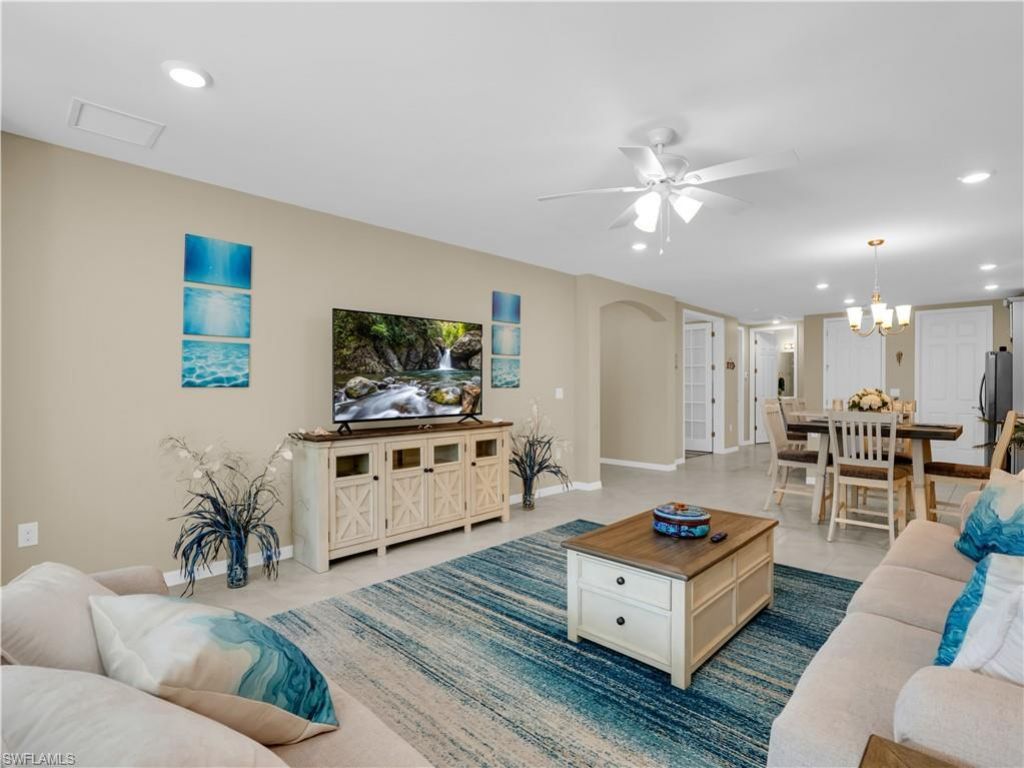 14695 Edgewater Cir , Naples, FL 34114 Photo