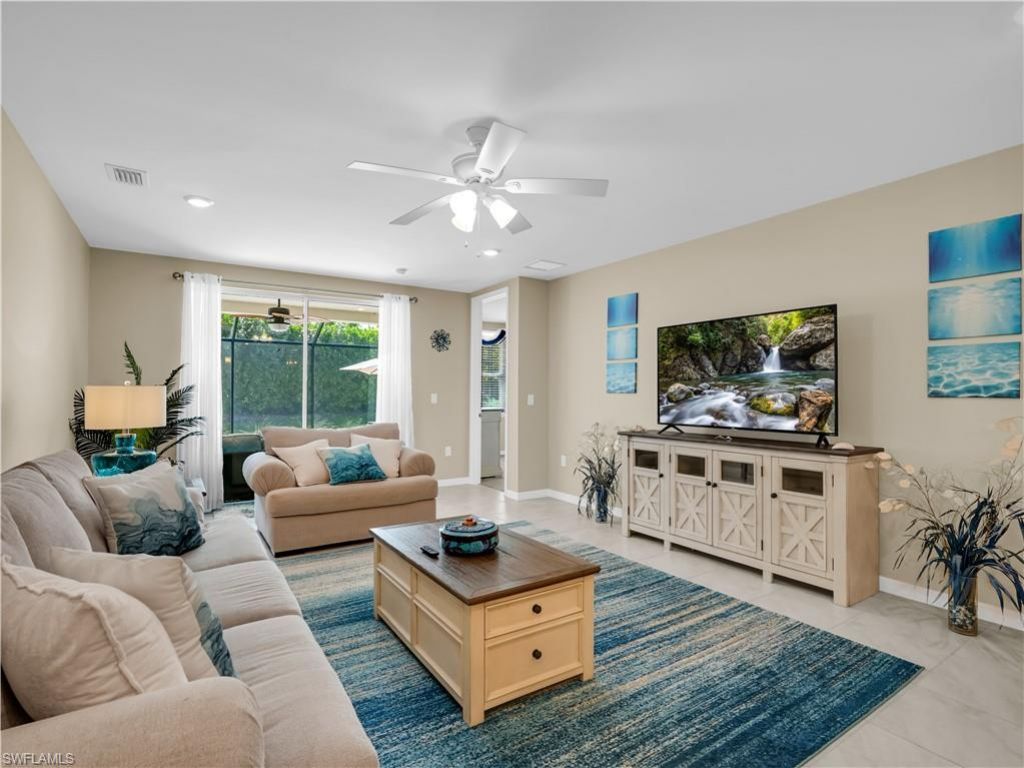 14695 Edgewater Cir , Naples, FL 34114 Photo