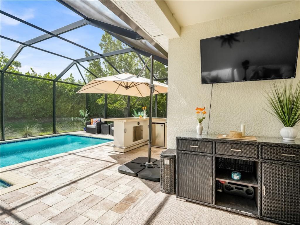 14695 Edgewater Cir , Naples, FL 34114 Photo