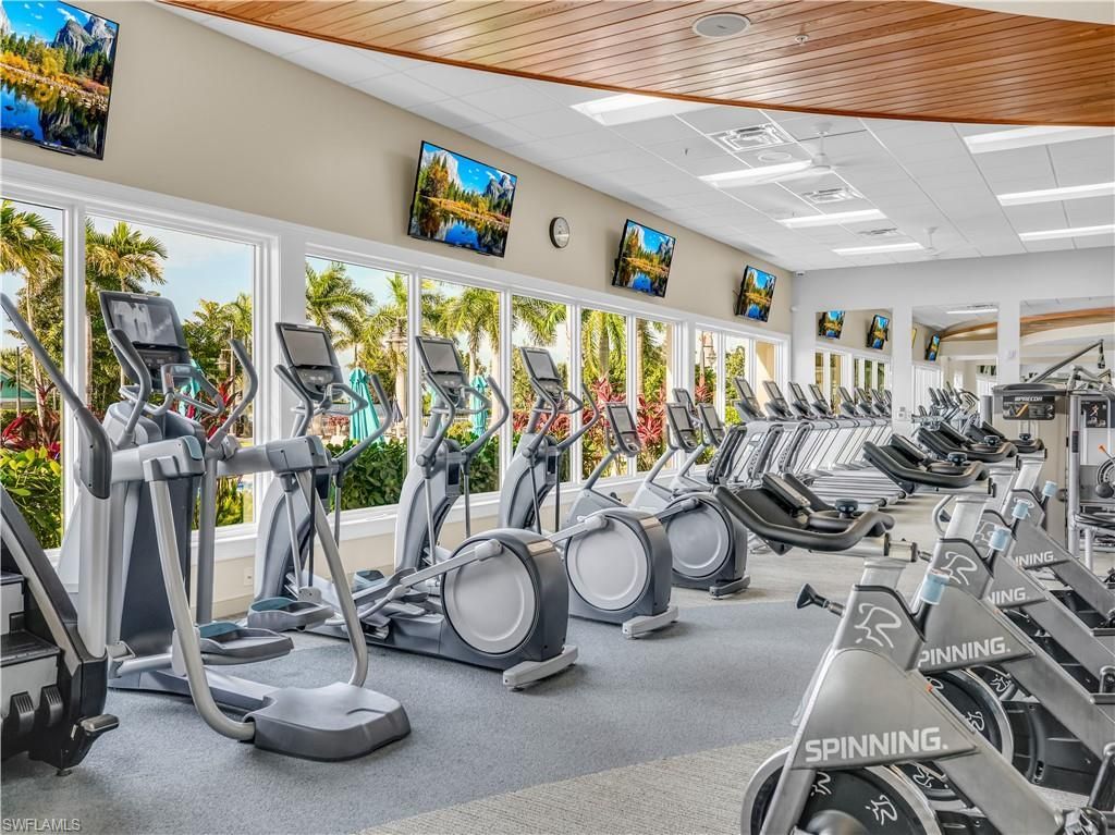 14695 Edgewater Cir , Naples, FL 34114 Photo