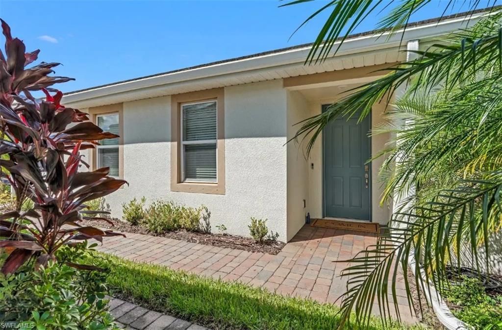 14695 Edgewater Cir, Naples, FL 34114 Photo