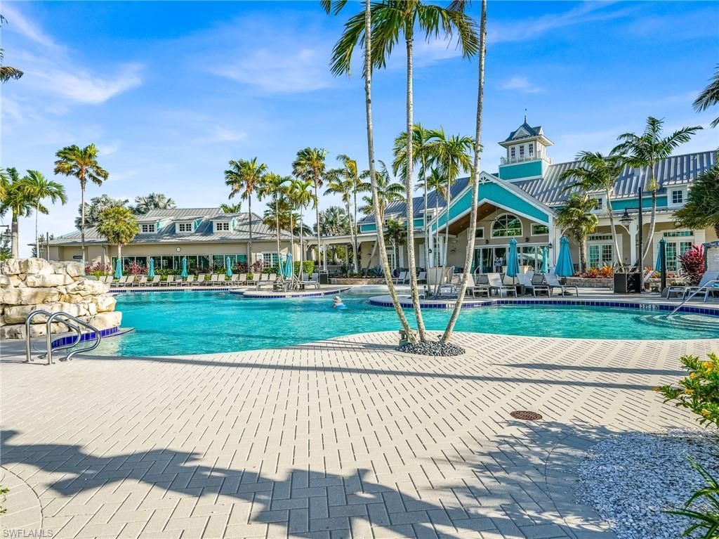 14695 Edgewater Cir , Naples, FL 34114 Photo