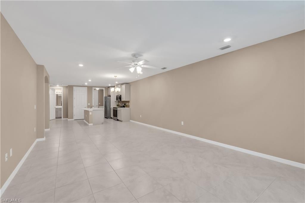 14695 Edgewater Cir, Naples, FL 34114 Photo