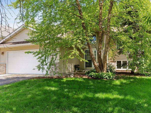 1417 Mcknight Circle, Victoria, MN 55386