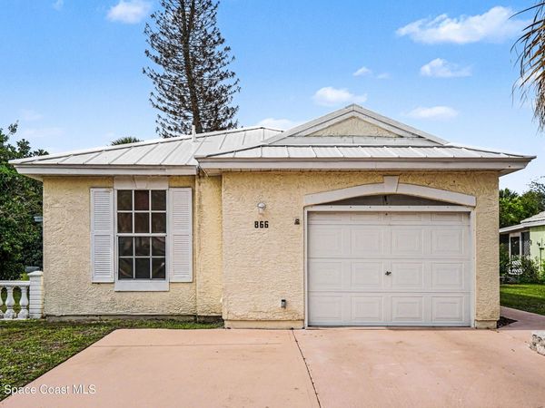 866 Wateroak Drive NE , Palm Bay, FL 32905