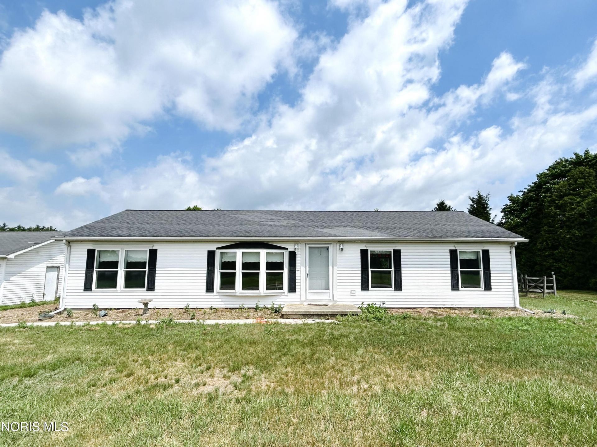 1148 County Road C, Swanton, OH 43558 Main Photo