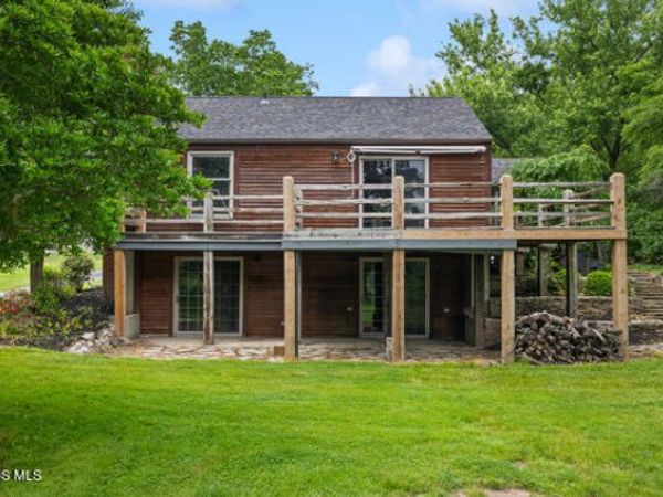 1006 E River Drive, Defiance, OH 43512