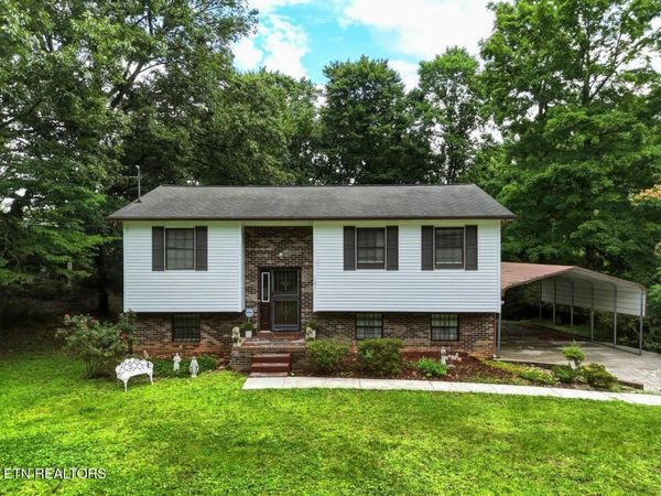 161 Hilltop Lane, Norris, TN 37828