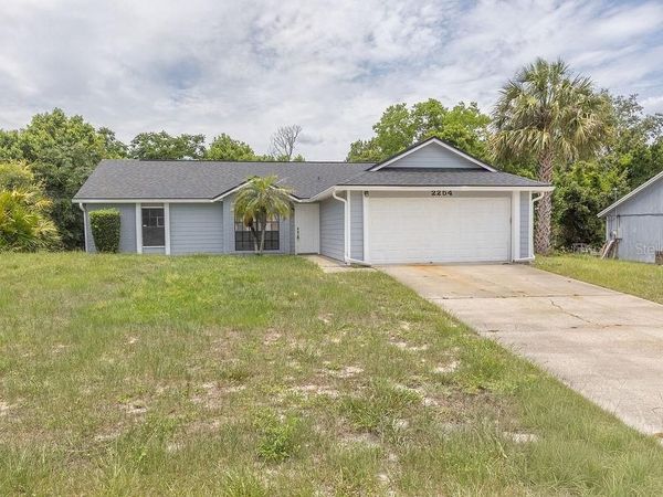 2254 MATTHEW CIRCLE , DELTONA, FL 32738