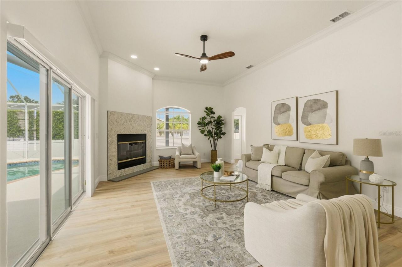 9238 Sea Oaks Court , Seminole, FL 33776 Photo