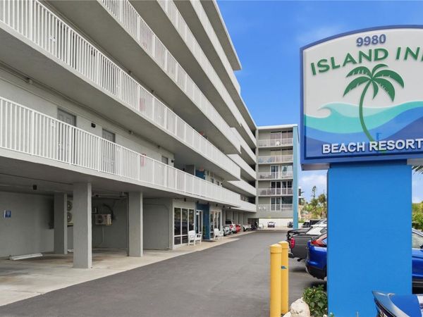9980 GULF BOULEVARD , Unit 211, ST PETERSBURG, FL 33706