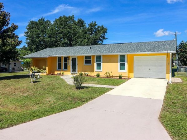 582 RIDGEWOOD STREET NW, PORT CHARLOTTE, FL 33952