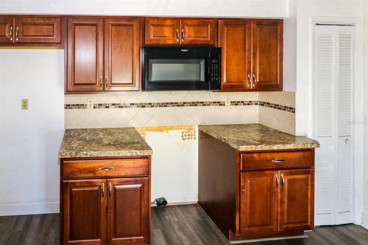 582 Ridgewood Street Nw, Port Charlotte, FL 33952 Photo
