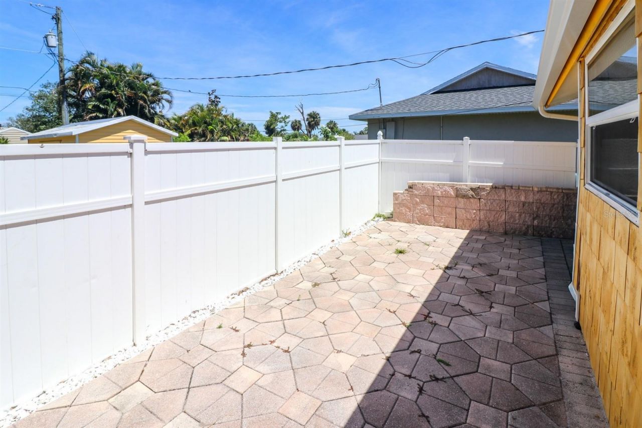 582 Ridgewood Street Nw, Port Charlotte, FL 33952 Photo