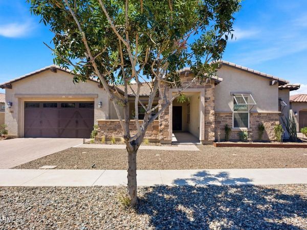3034 E Desert Lane, Phoenix, AZ 85042