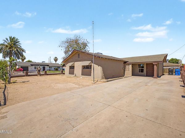 3207 N 54TH Avenue, Phoenix, AZ 85031
