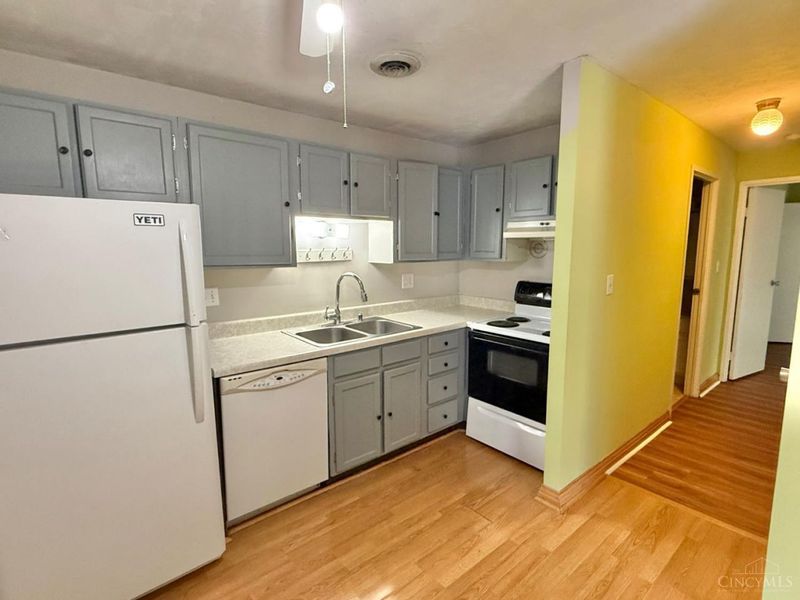 6784 Harrison Avenue, Unit 102, Cincinnati, OH 45247 Photo 10