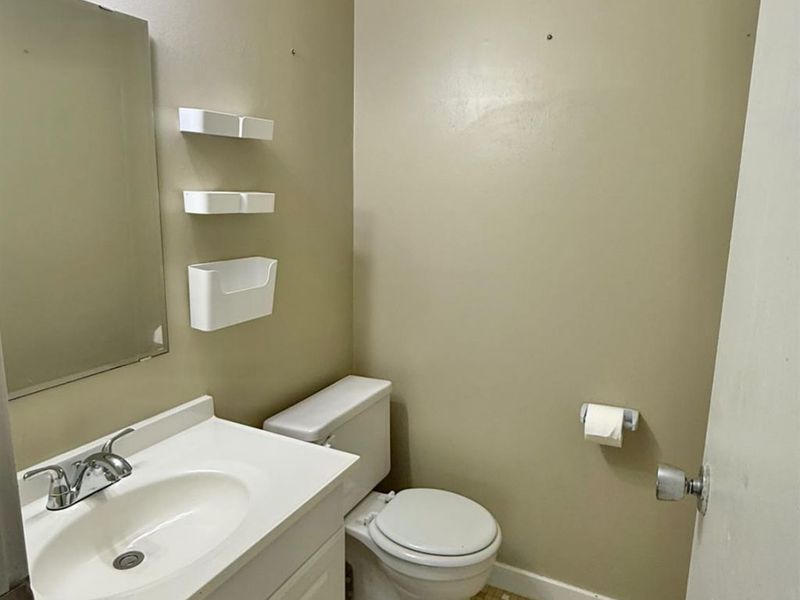 6784 Harrison Avenue, Unit 102, Cincinnati, OH 45247 Photo 18