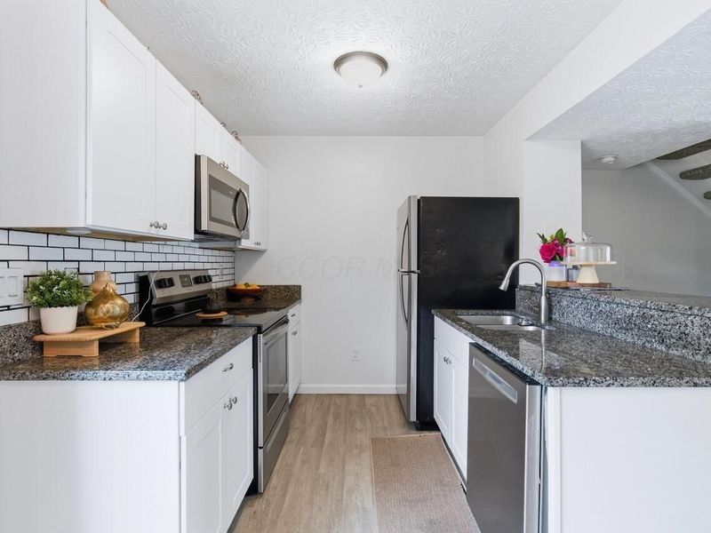 5094 Stoneybrook Boulevard, Unit 1D, Hilliard, OH 43026 Photo 9