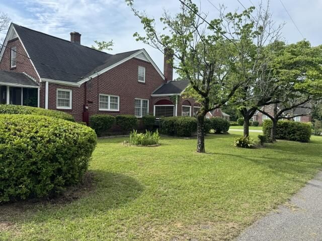 590 Highland Street Photo 2
