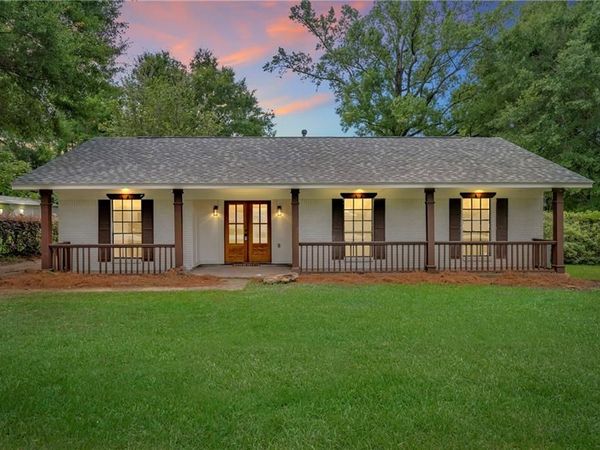 6025 Howells Ferry Road, Mobile, AL 36618