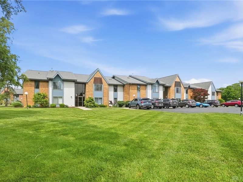 1949 Washington South Drive, Washington Township, OH 45458 Photo 1