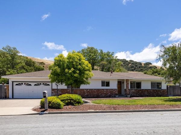 20091 Portola Drive, Salinas, CA 93908