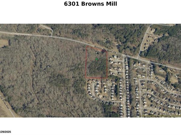 6301 Browns Mill Road , Lithonia, GA 30038
